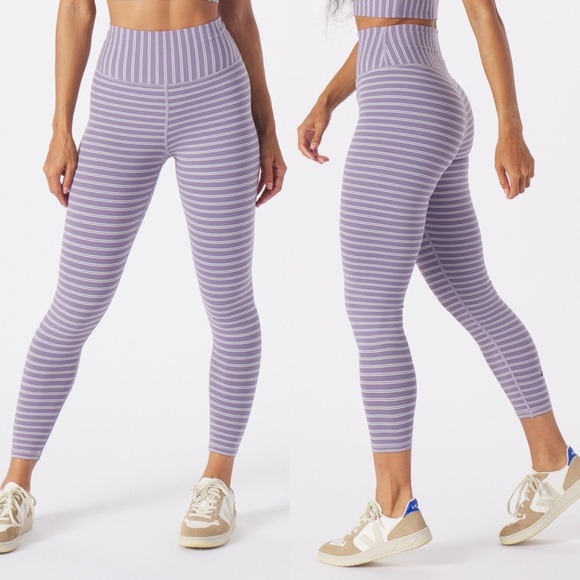 Glyder Pants - Glyder Sultry 7/8 Leggings in Blue and White striped